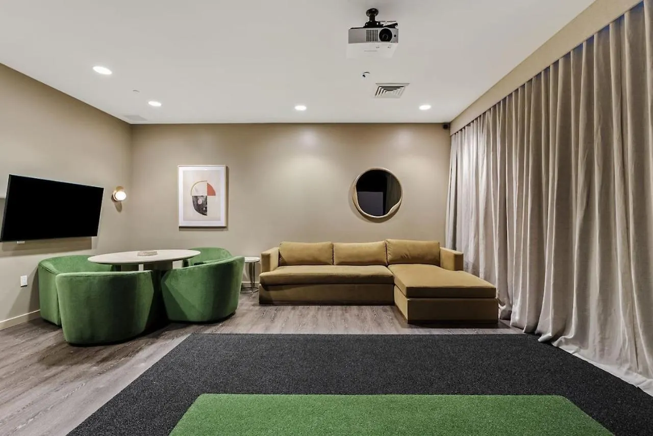 Appartamento Stylish 1Br Highrise Dt, Parking, Pool, Gym, W-D, Golf Phoenix