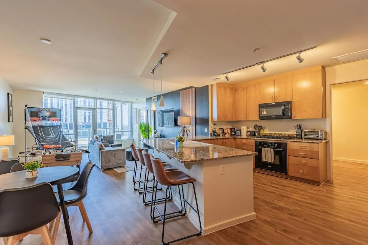 Appartamento Stylish 1Br Highrise Dt, Parking, Pool, Gym, W-D, Golf Phoenix