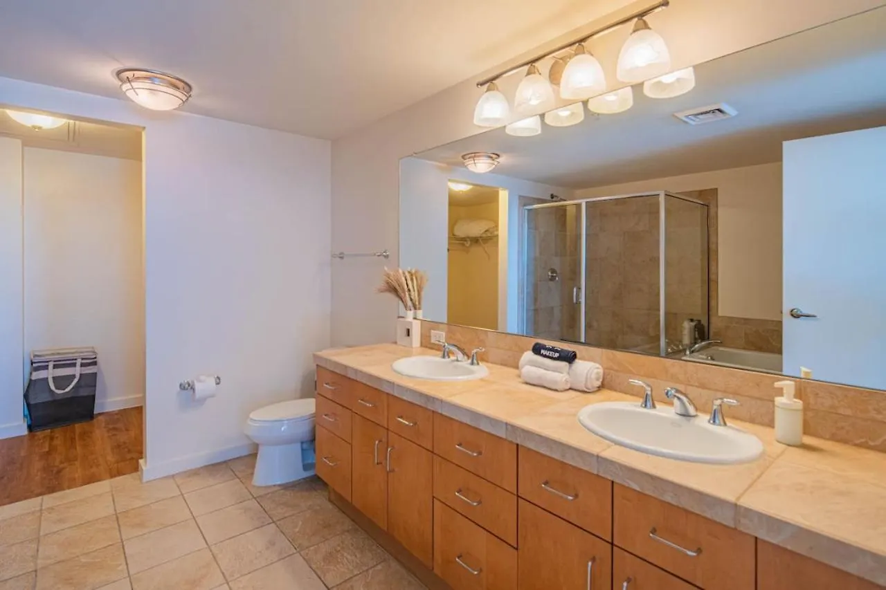 Appartamento Stylish 1Br Highrise Dt, Parking, Pool, Gym, W-D, Golf Phoenix 0*,