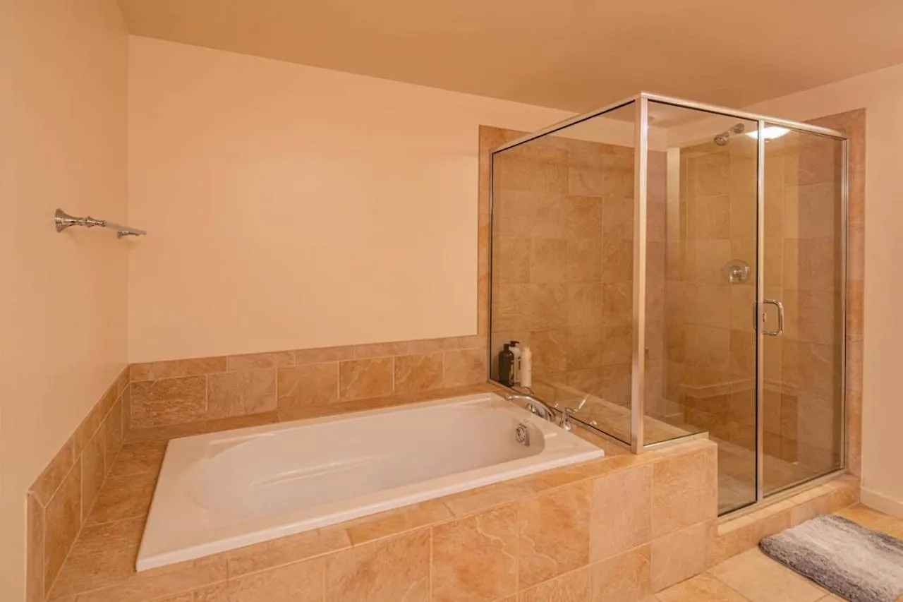 Appartamento Stylish 1Br Highrise Dt, Parking, Pool, Gym, W-D, Golf Phoenix