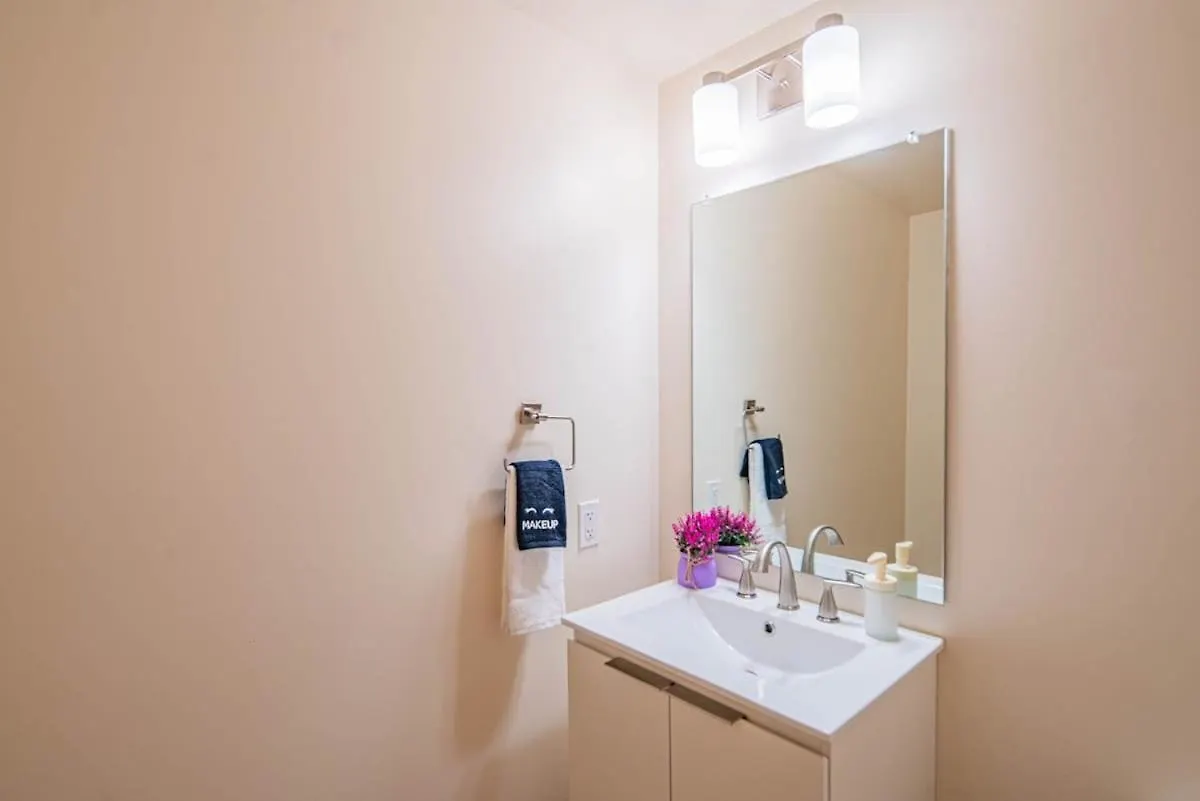 Appartamento Stylish 1Br Highrise Dt, Parking, Pool, Gym, W-D, Golf Phoenix